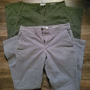 2 Pairs of Goodfellow Men's Chinos in Olive and Slate